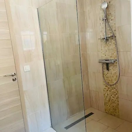 Apartment New 6br Heated Pool Gas Bbq Mountain View Cagnes-sur-Mer